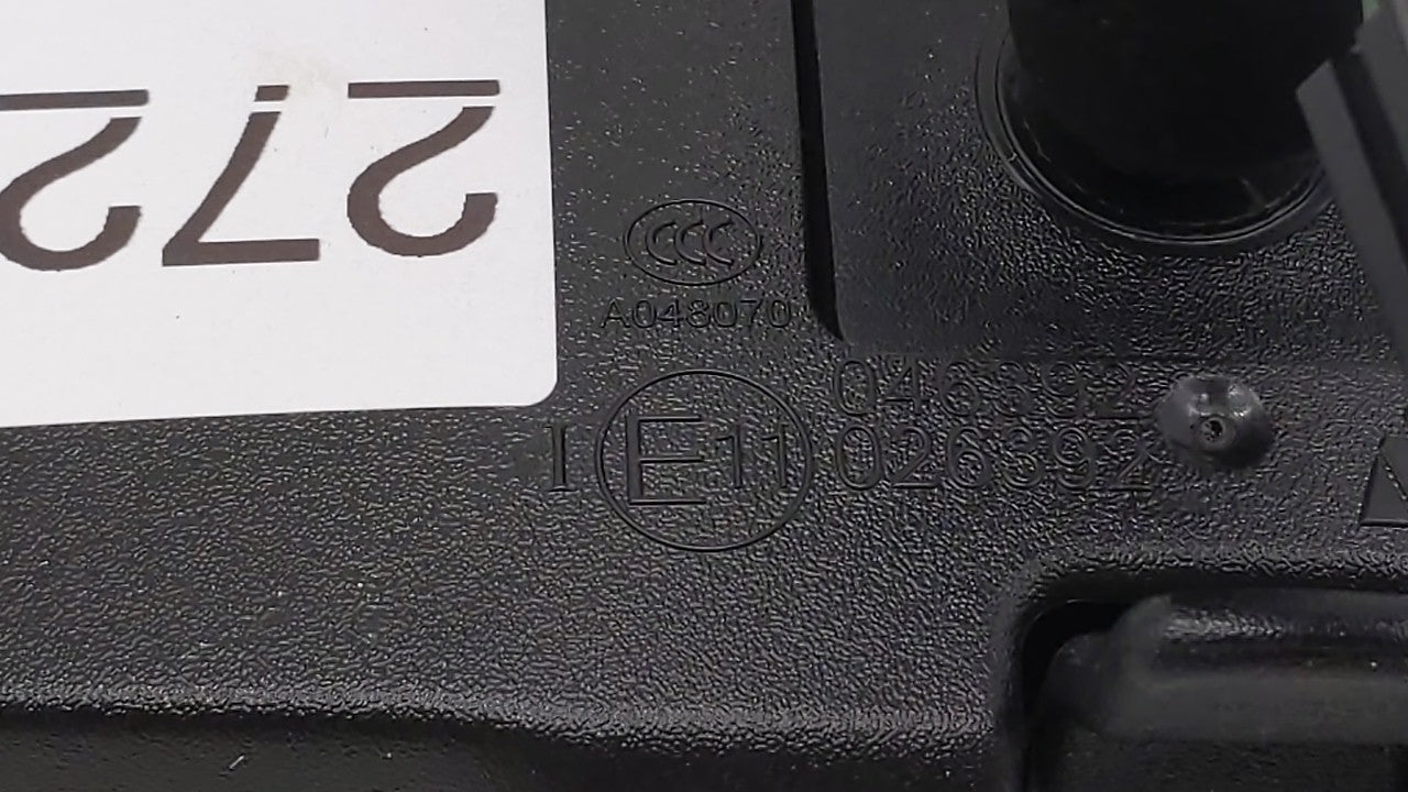 2001-2012 Hyundai Elantra Interior Rear View Mirror Replacement OEM P/N:E13010082 E11046392 Fits OEM Used Auto Parts - Oemus