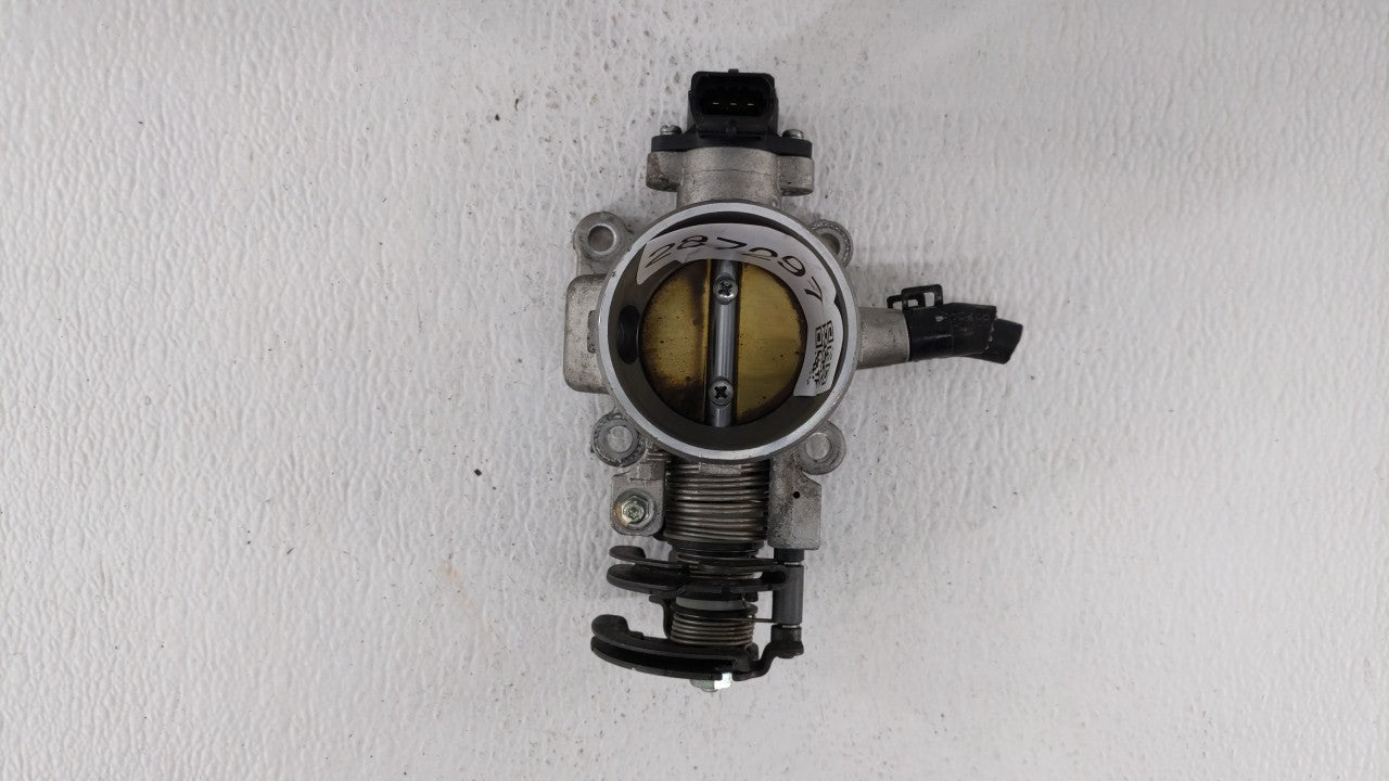 2007-2012 Hyundai Elantra Throttle Body P/N:55100-23950 35100-23950 Fits Fits 2007 2008 2009 2010 2011 2012 OEM Used Auto Pa