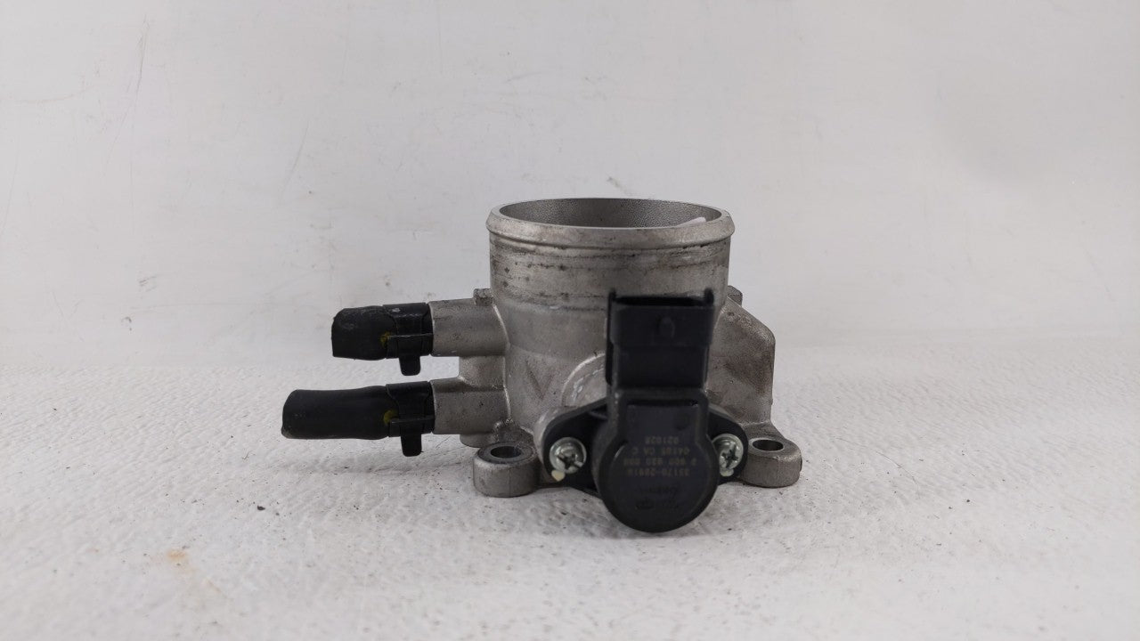 2007-2012 Hyundai Elantra Throttle Body P/N:55100-23950 35100-23950 Fits Fits 2007 2008 2009 2010 2011 2012 OEM Used Auto Pa