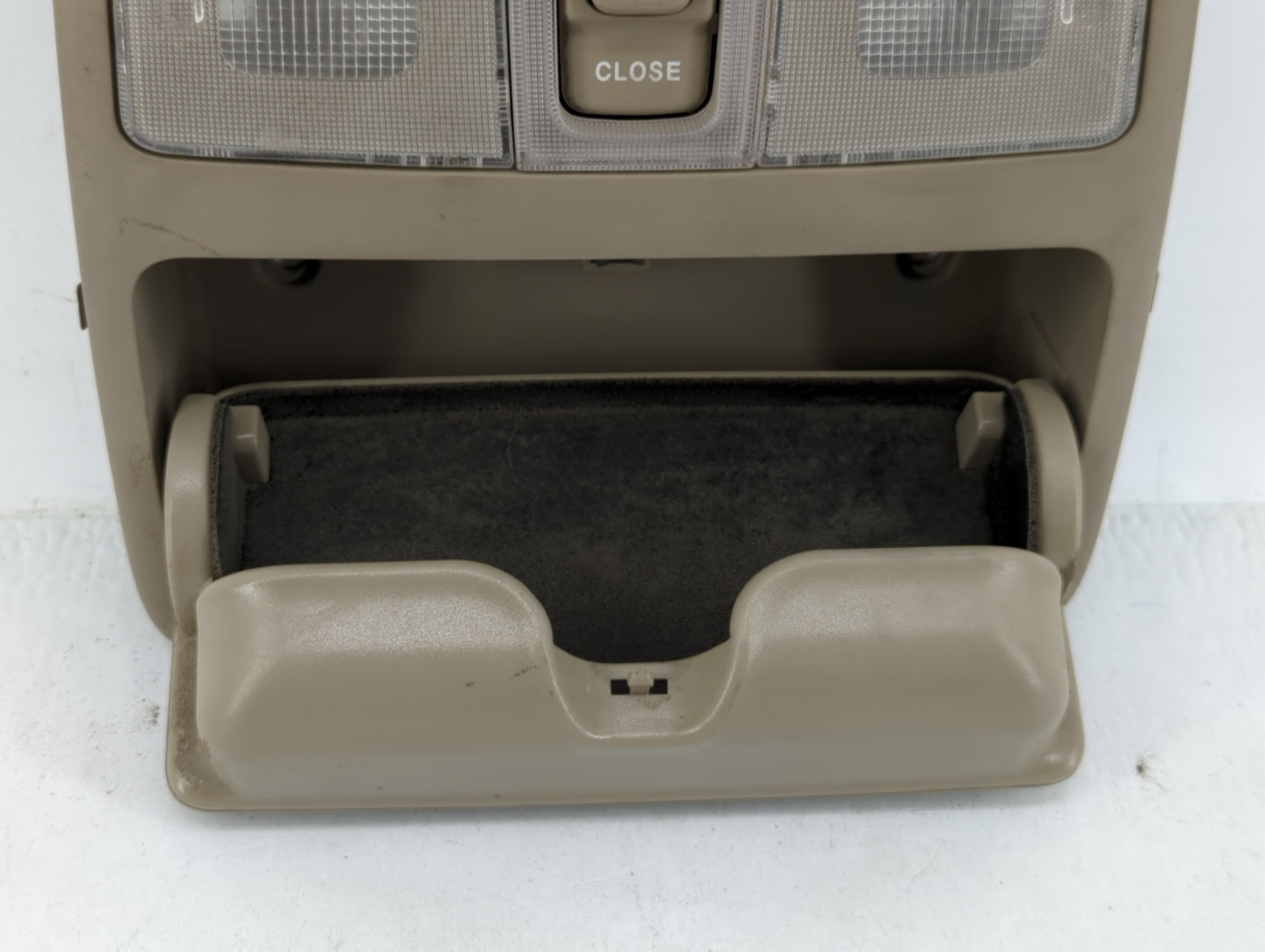 2010 Hyundai Elantra Overhead Roof Console - Oemusedautoparts1.com