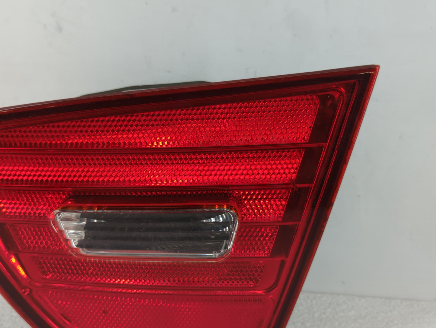 2007-2010 Hyundai Elantra Tail Light Assembly Passenger Right OEM P/N:92404-2H00 Fits Fits 2007 2008 2009 2010 OEM Used Auto