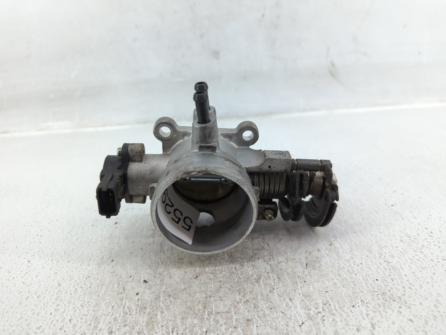 2007-2012 Hyundai Elantra Throttle Body P/N:35100-23950 Fits Fits 2007 2008 2009 2010 2011 2012 OEM Used Auto Parts - Oemuse