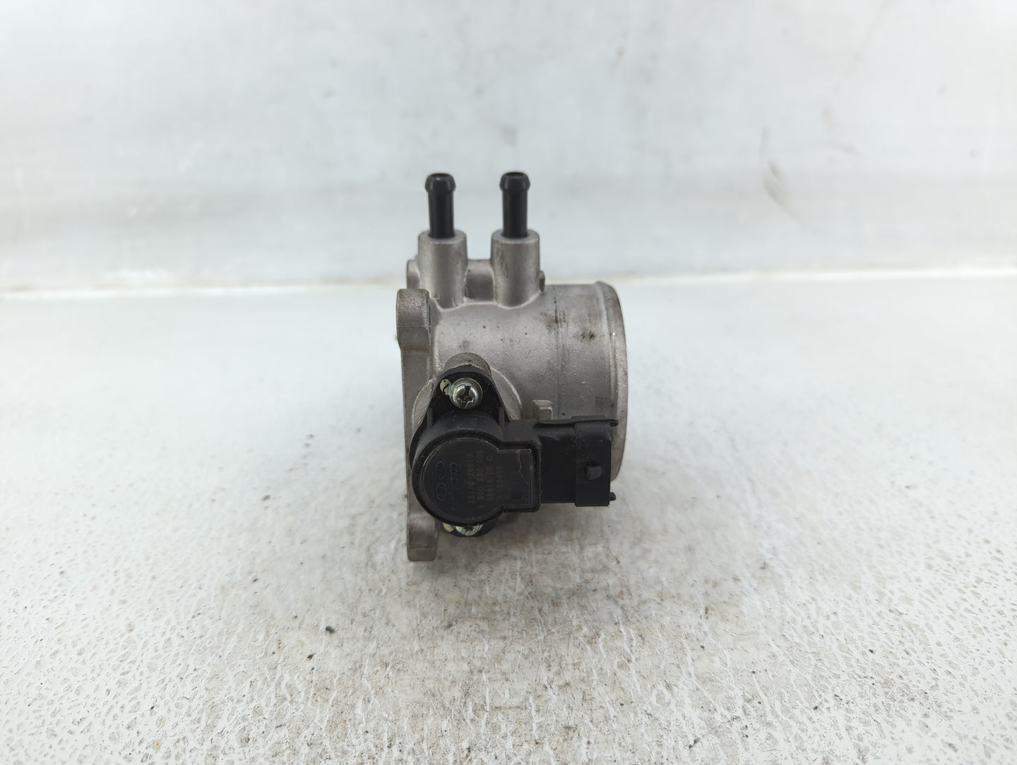 2007-2012 Hyundai Elantra Throttle Body P/N:35100-23950 Fits Fits 2007 2008 2009 2010 2011 2012 OEM Used Auto Parts - Oemuse