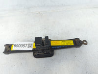 2010 Hyundai Elantra Spare Scissor Car Jack 690057 - Oemusedautoparts1.com
