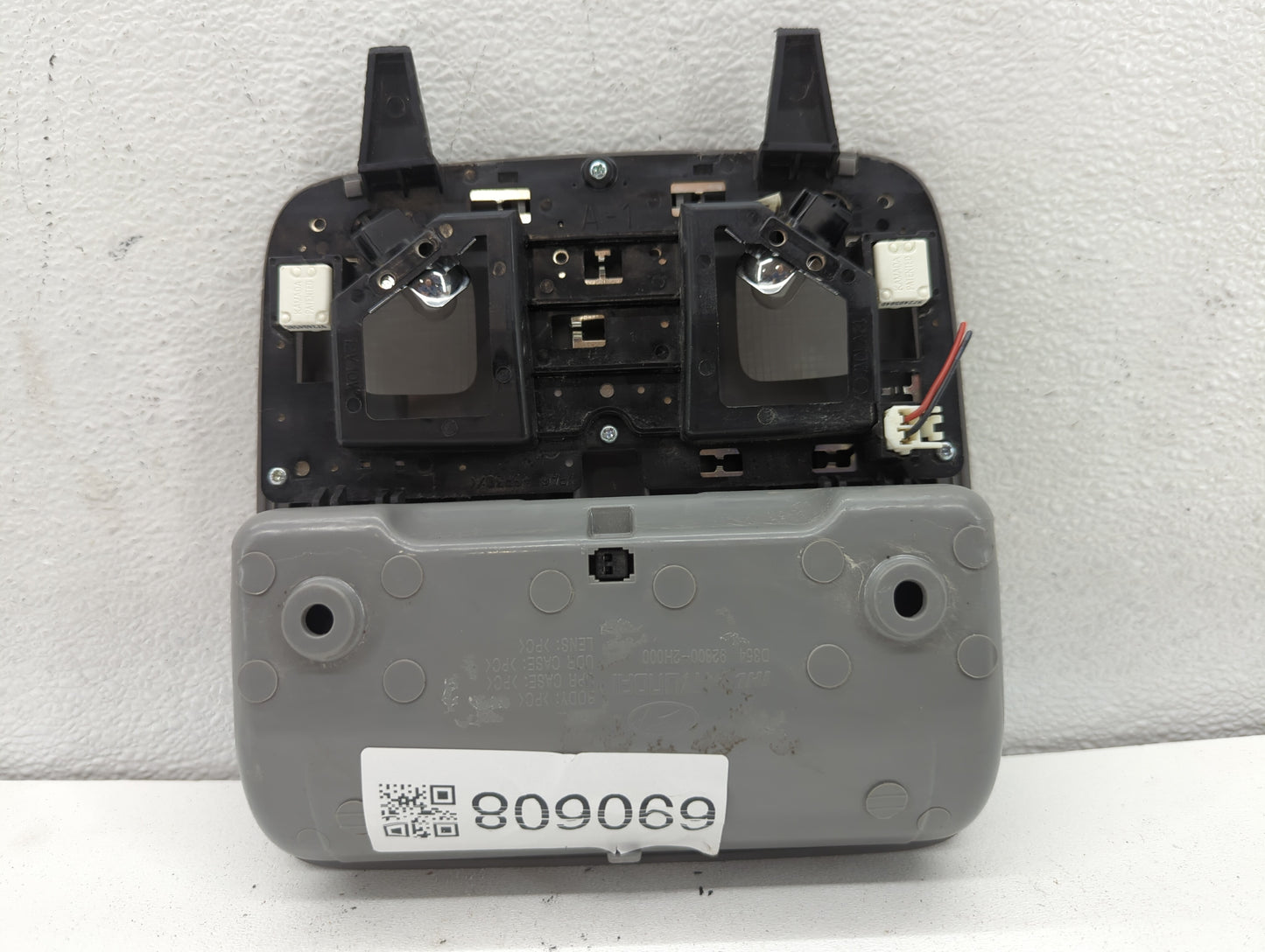 2010 Hyundai Elantra Overhead Roof Console - Oemusedautoparts1.com