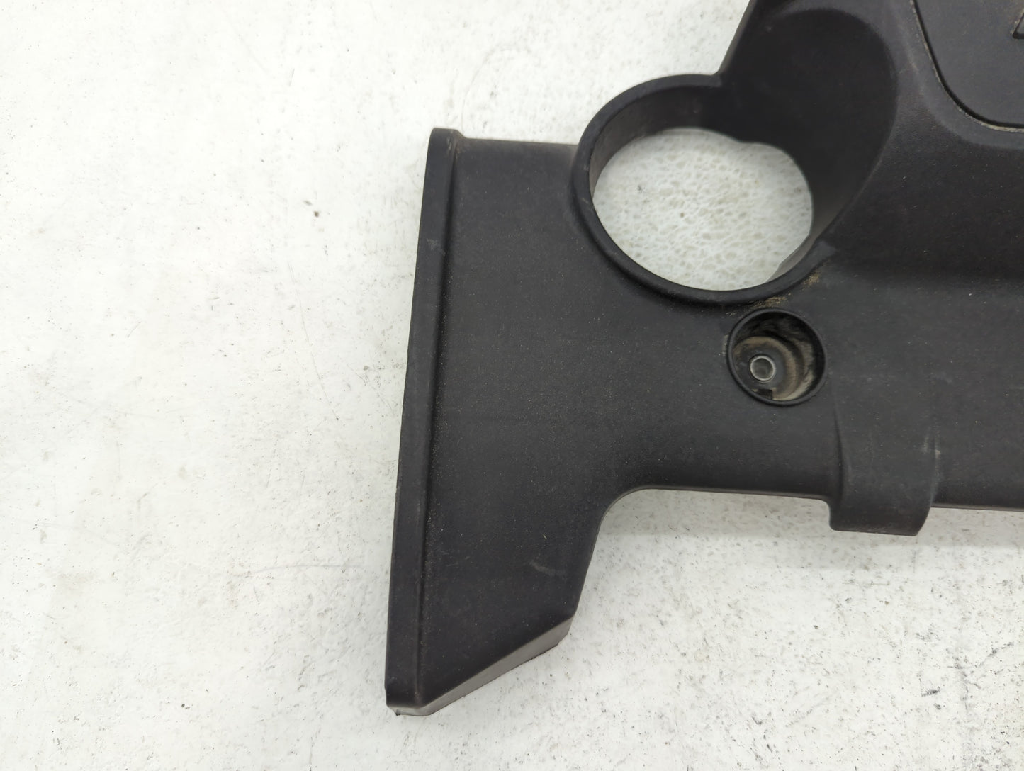 2010 Hyundai Elantra Engine Cover - Oemusedautoparts1.com