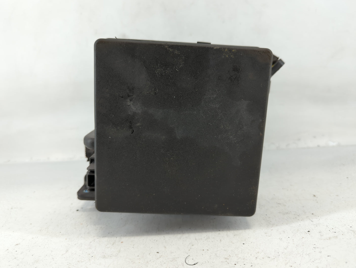2010-2012 Hyundai Elantra Fusebox Fuse Box Panel Relay Module P/N:91950-1H031 Fits Fits 2010 2011 2012 OEM Used Auto Parts -