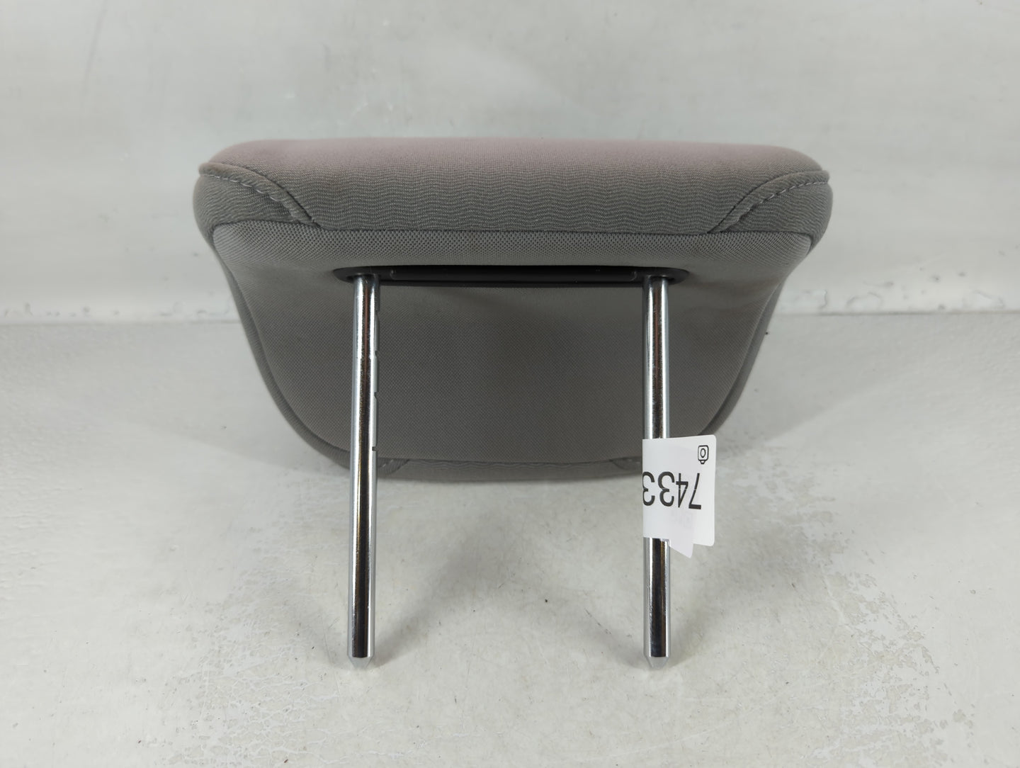 2010 Hyundai Elantra Headrest Head Rest Rear Seat Grey - Oemusedautoparts1.com
