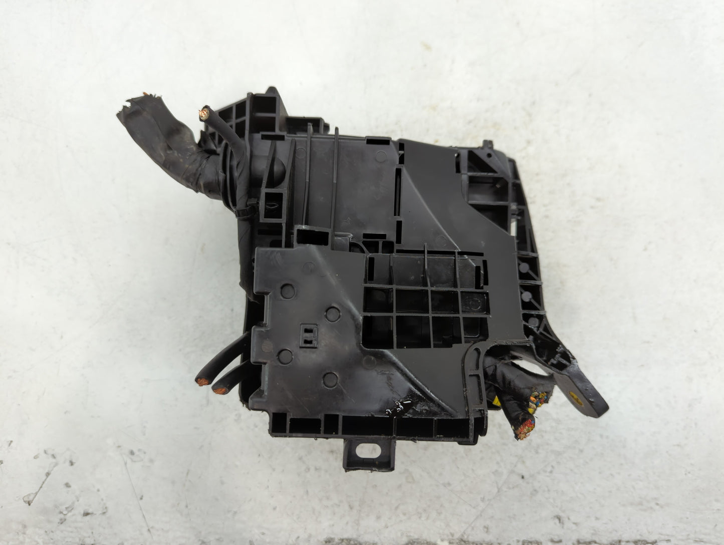2010-2012 Hyundai Elantra Fusebox Fuse Box Panel Relay Module Fits Fits 2010 2011 2012 OEM Used Auto Parts - Oemusedautopart