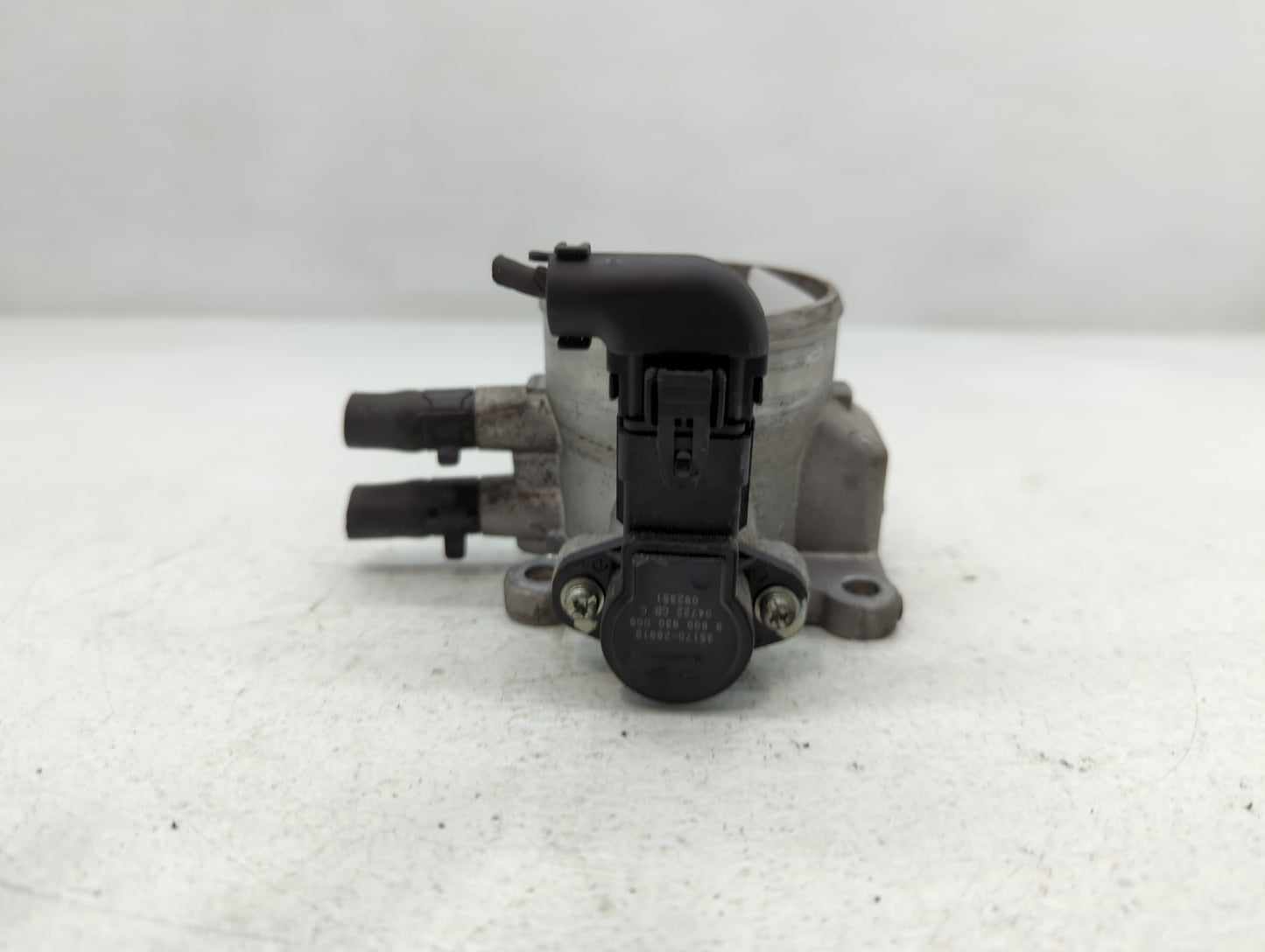 2007-2012 Hyundai Elantra Throttle Body P/N:35100-23950 Fits Fits 2007 2008 2009 2010 2011 2012 OEM Used Auto Parts - Oemuse