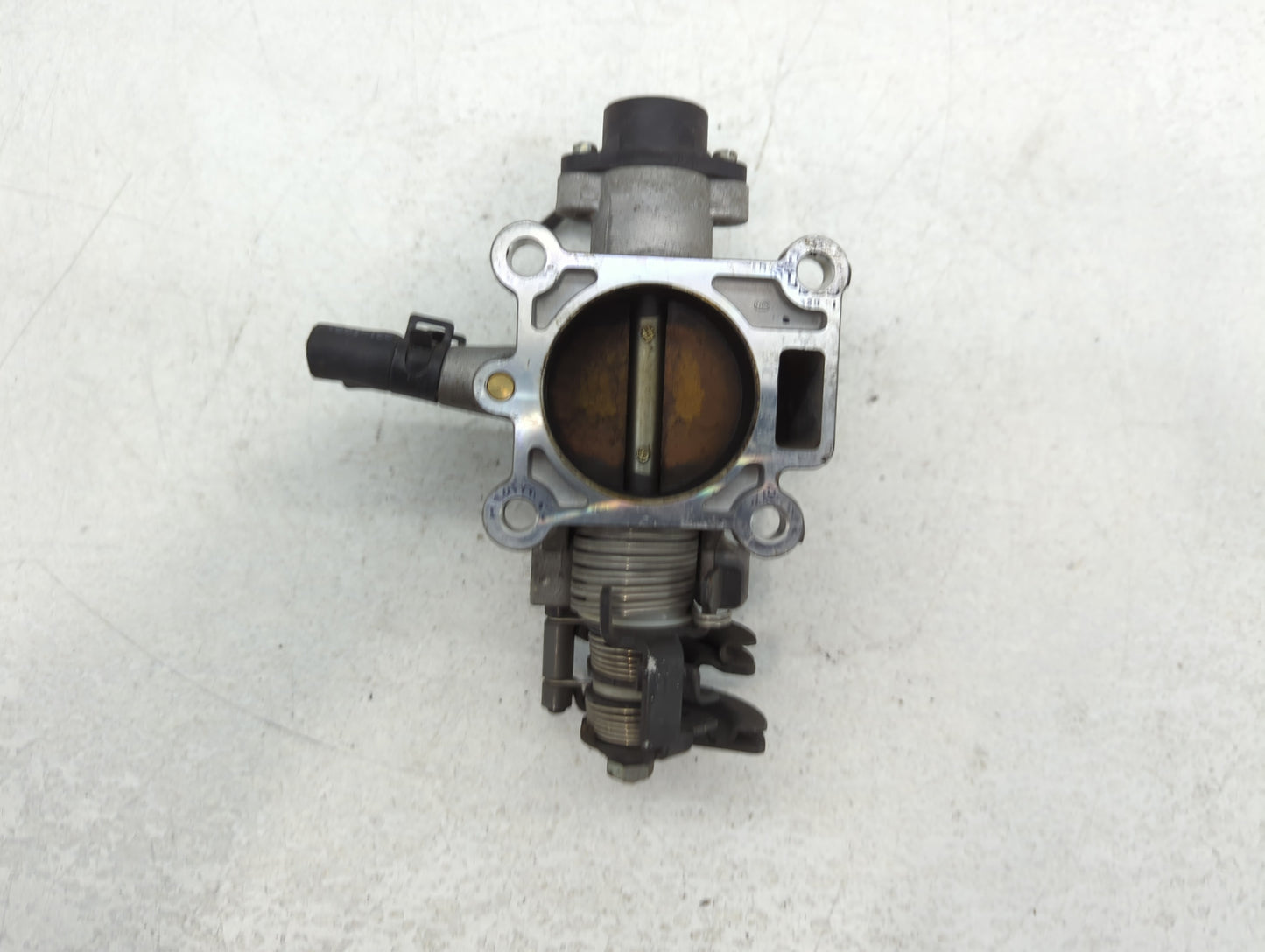2007-2012 Hyundai Elantra Throttle Body P/N:35100-23950 Fits Fits 2007 2008 2009 2010 2011 2012 OEM Used Auto Parts - Oemuse