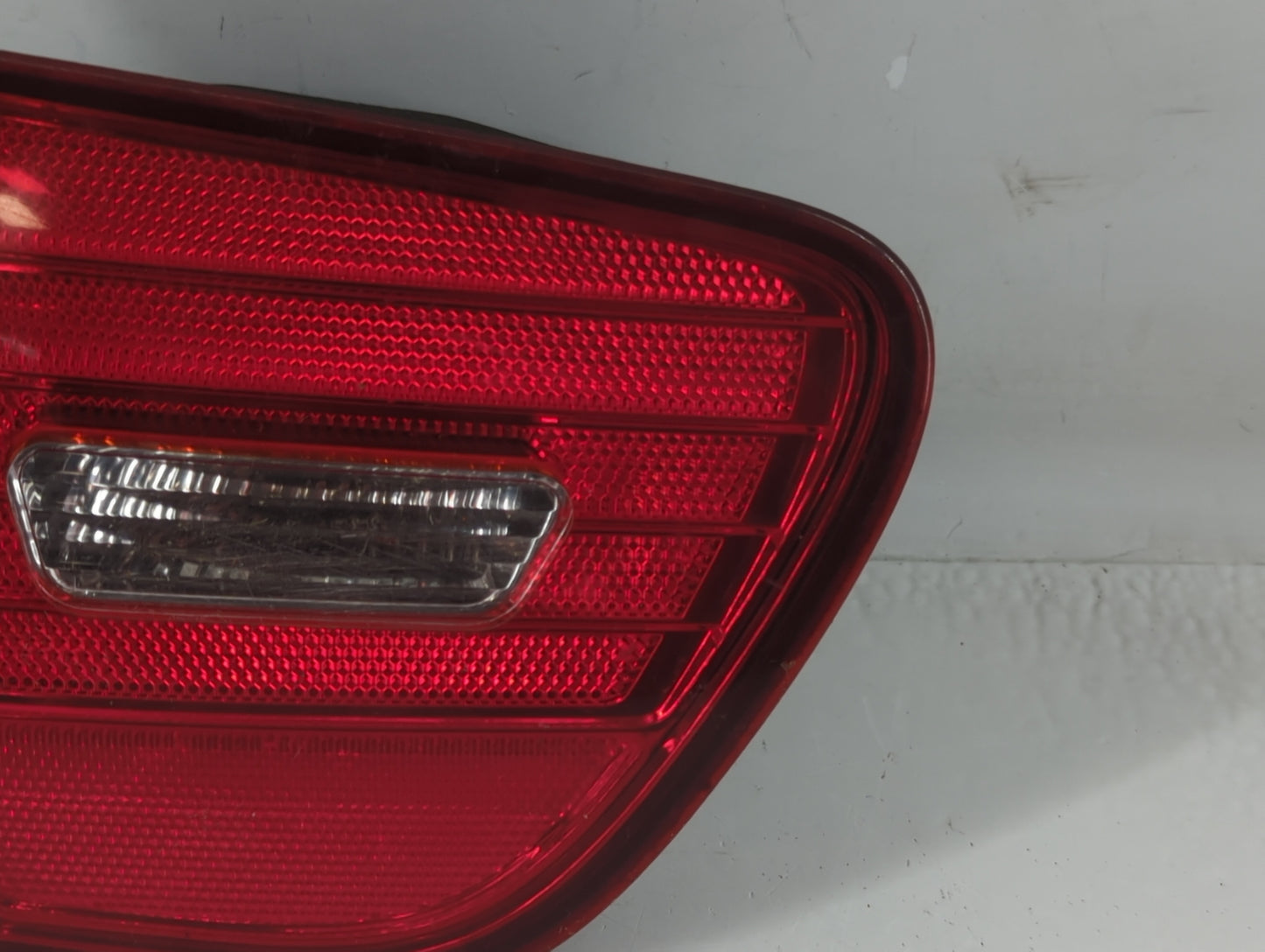 2007-2010 Hyundai Elantra Tail Light Assembly Driver Left OEM P/N:E110251 Fits Fits 2007 2008 2009 2010 OEM Used Auto Parts 