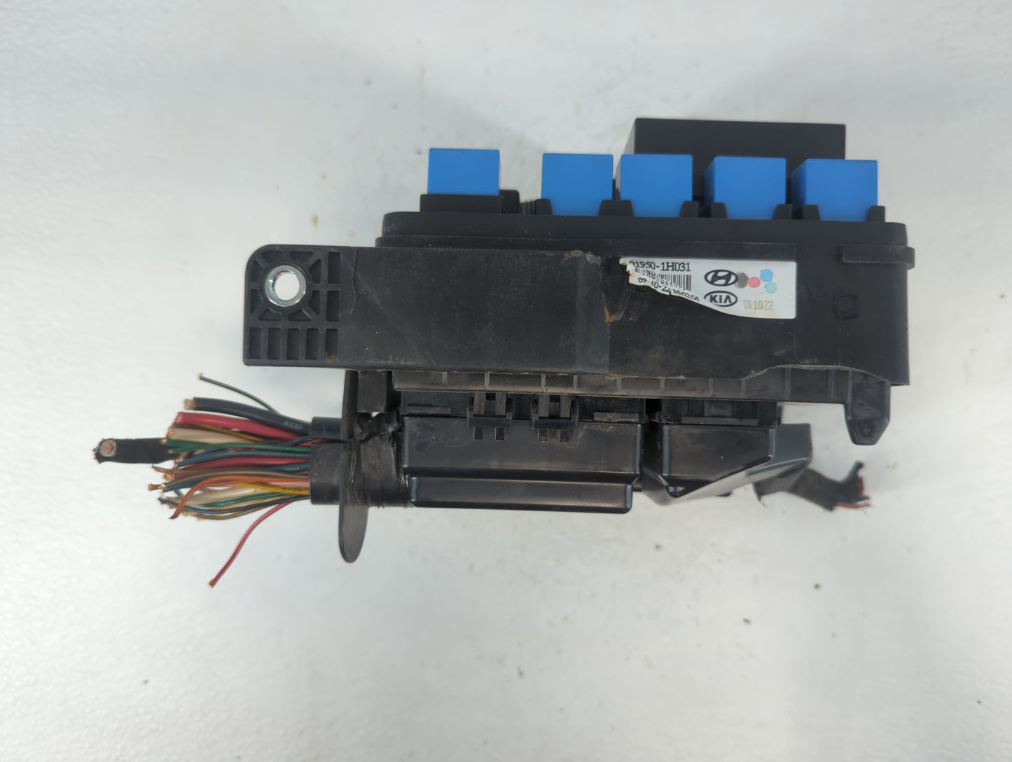 2010-2012 Hyundai Elantra Fusebox Fuse Box Panel Relay Module P/N:91950-1H031 Fits Fits 2010 2011 2012 OEM Used Auto Parts -