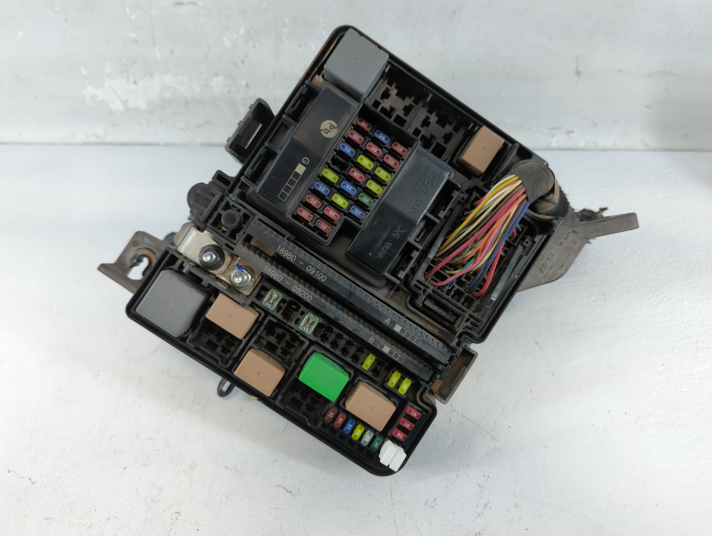 2010-2012 Hyundai Elantra Fusebox Fuse Box Panel Relay Module P/N:91951-C2850 Fits Fits 2010 2011 2012 OEM Used Auto Parts -