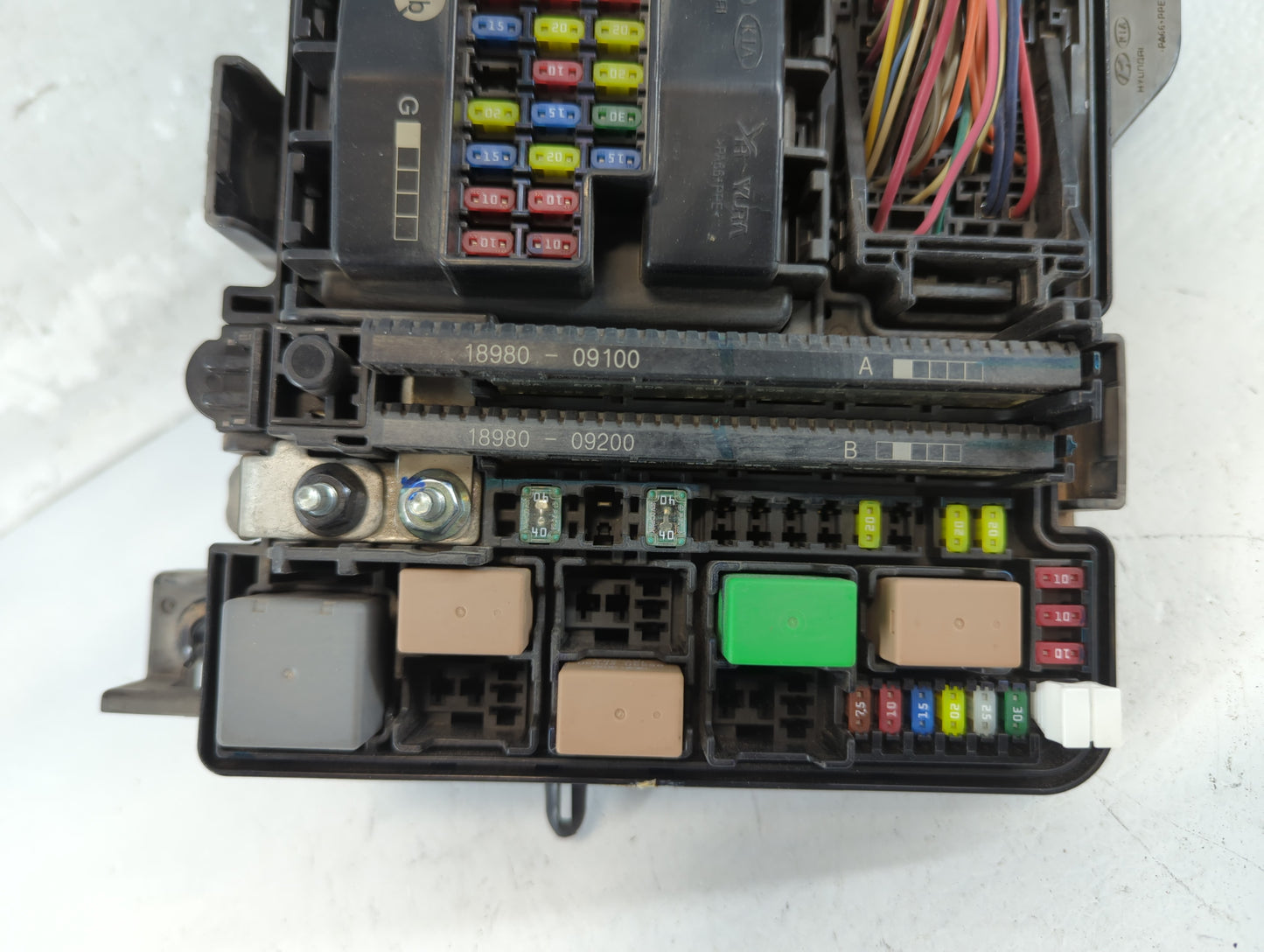 2010-2012 Hyundai Elantra Fusebox Fuse Box Panel Relay Module P/N:91951-C2850 Fits Fits 2010 2011 2012 OEM Used Auto Parts -
