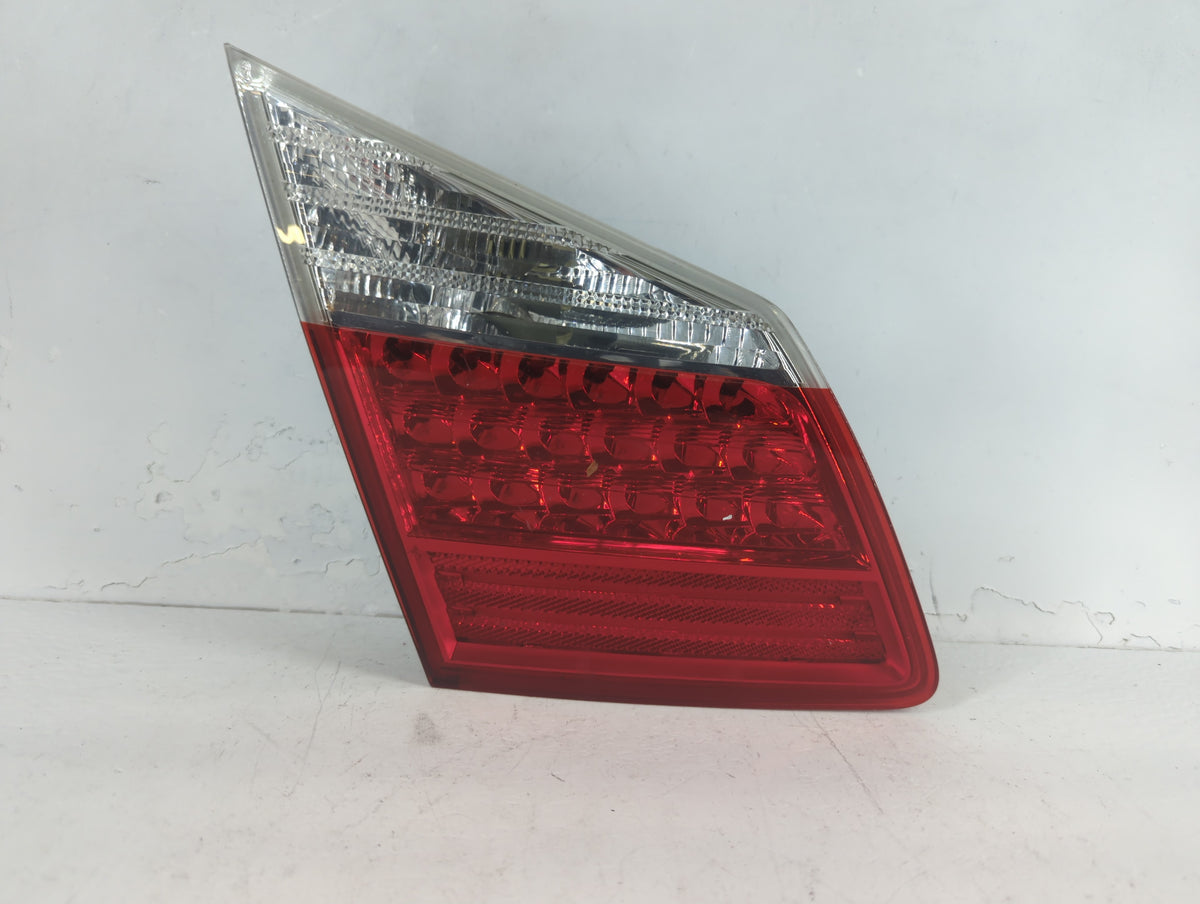 2009-2011 Hyundai Genesis Driver Left Side Deck Lid Mounted Tail Light 1083796 - Oemusedautoparts1.com