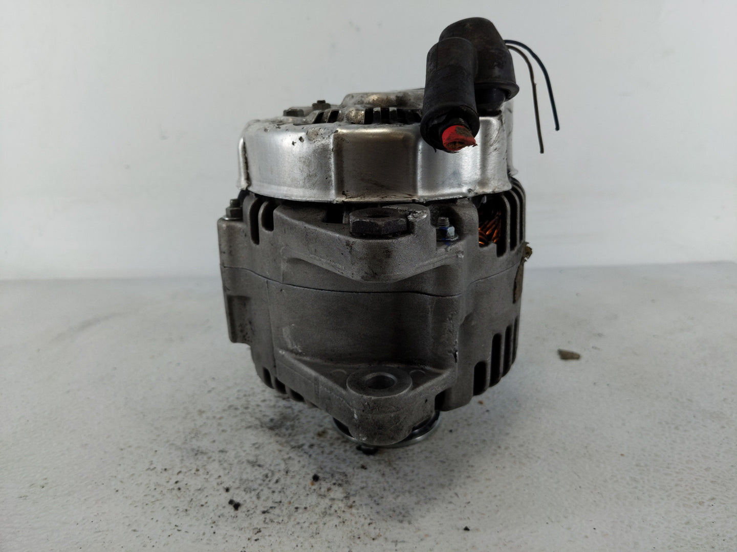 2009-2016 Hyundai Genesis Alternator Replacement Generator Charging Assembly Engine OEM Fits OEM Used Auto Parts - Oemusedau