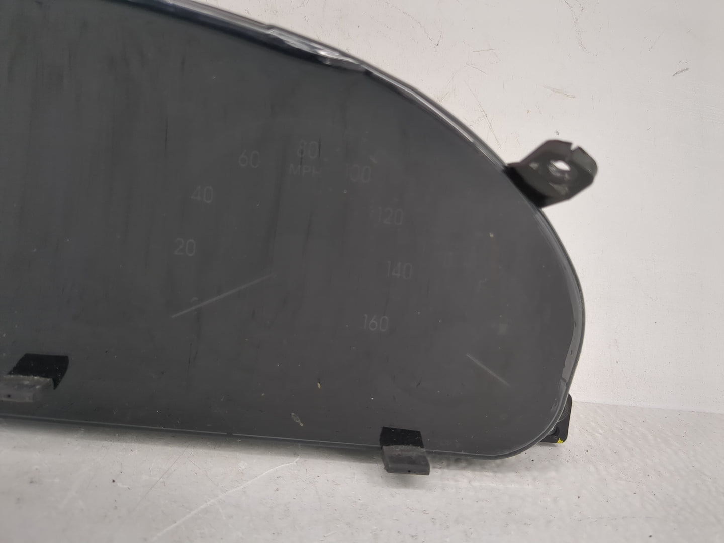 2009-2011 Hyundai Genesis Instrument Cluster Speedometer Gauges P/N:94011-3M001 Fits Fits 2009 2010 2011 OEM Used Auto Parts