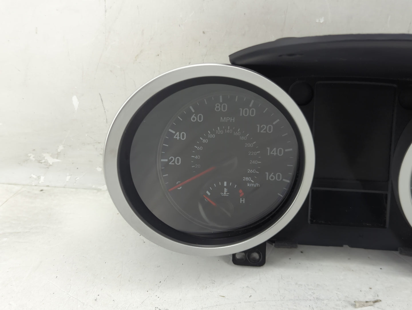 2009-2010 Hyundai Genesis Instrument Cluster Speedometer Gauges P/N:11001-270010H 94001-2M310 Fits Fits 2009 2010 OEM Used A