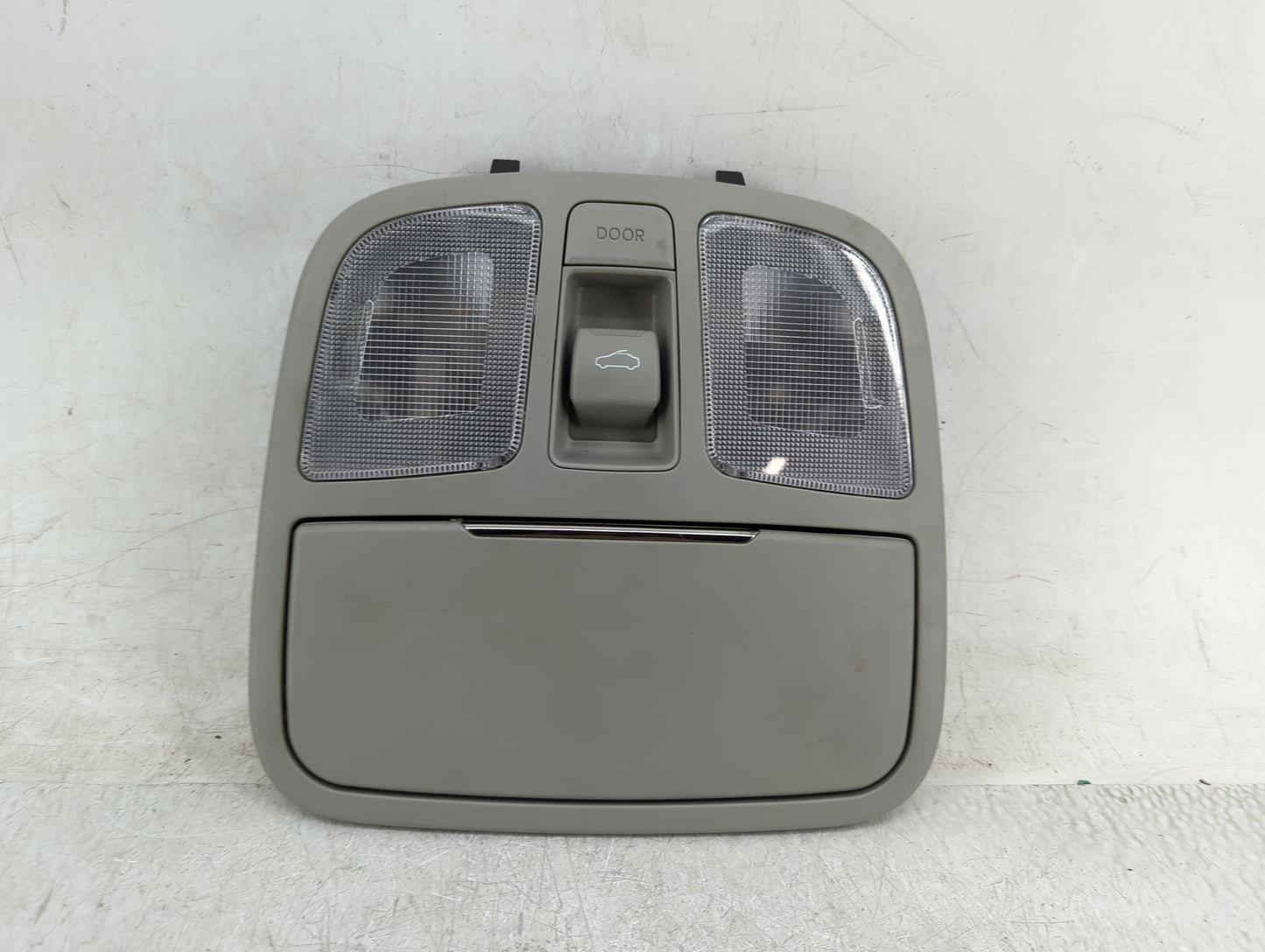 2010 Hyundai Genesis Overhead Roof Console - Oemusedautoparts1.com