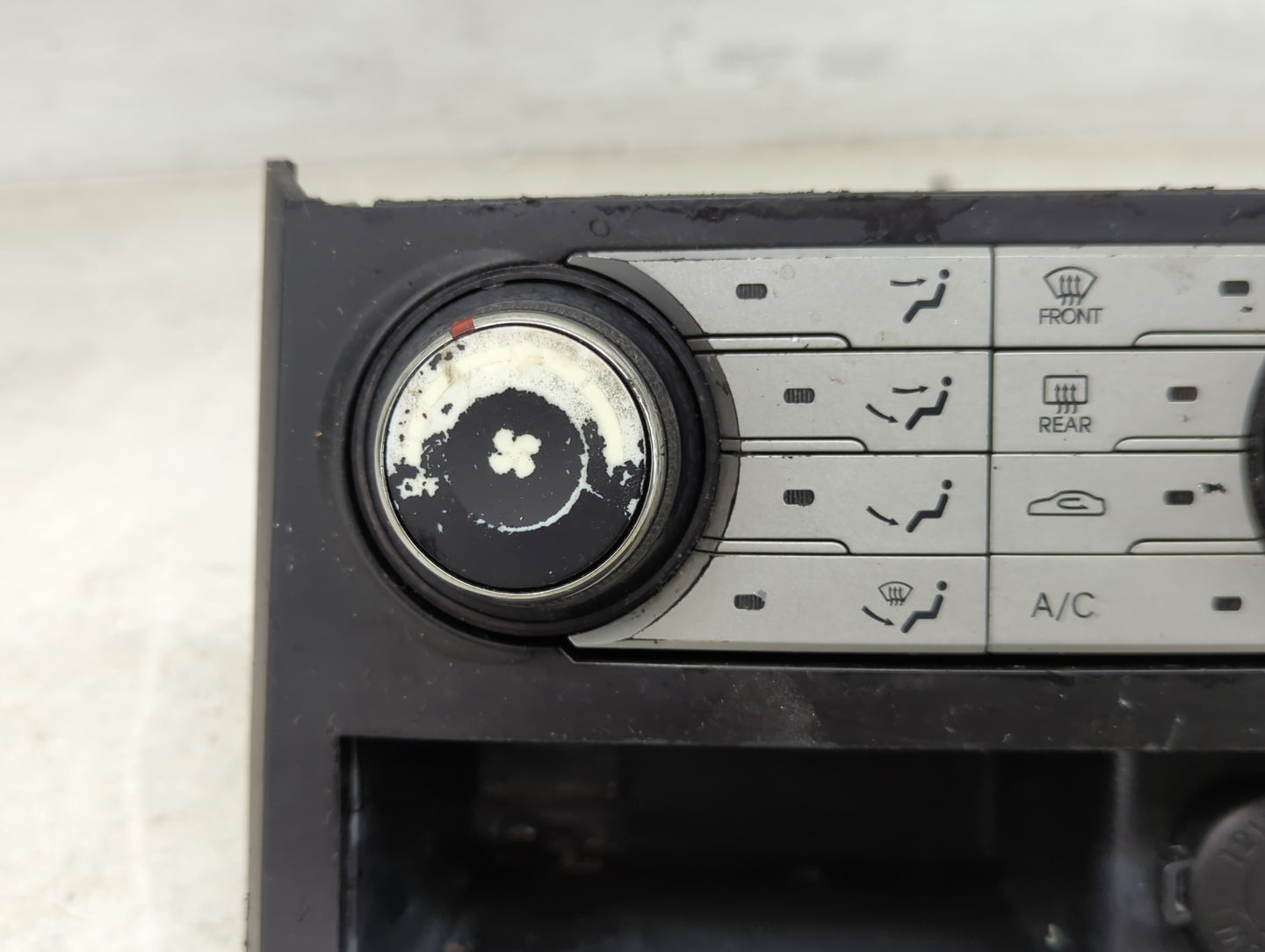 2009-2012 Hyundai Genesis Climate Control Module Temperature AC/Heater Replacement P/N:97250-2M000 Fits Fits 2009 2010 2011 