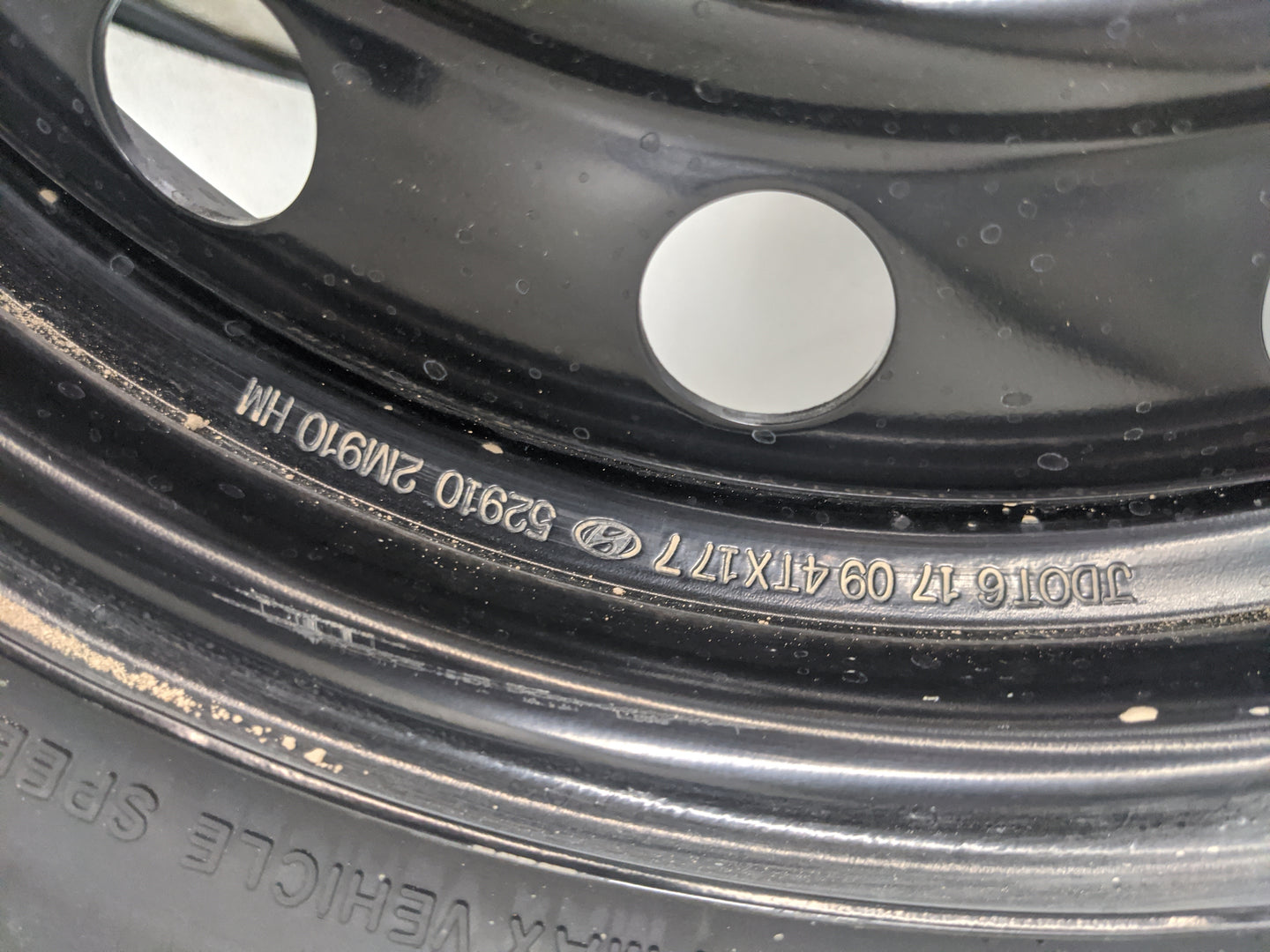 2009-2016 Hyundai Genesis Spare Donut Tire Wheel Rim Oem 1420857 - Oemusedautoparts1.com