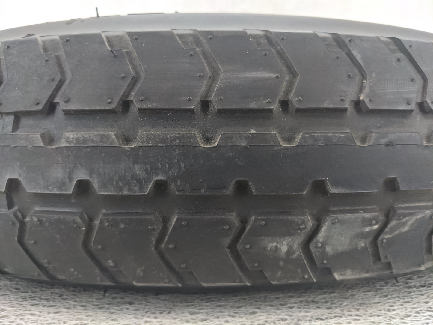 2009-2016 Hyundai Genesis Spare Donut Tire Wheel Rim Oem 1420857 - Oemusedautoparts1.com