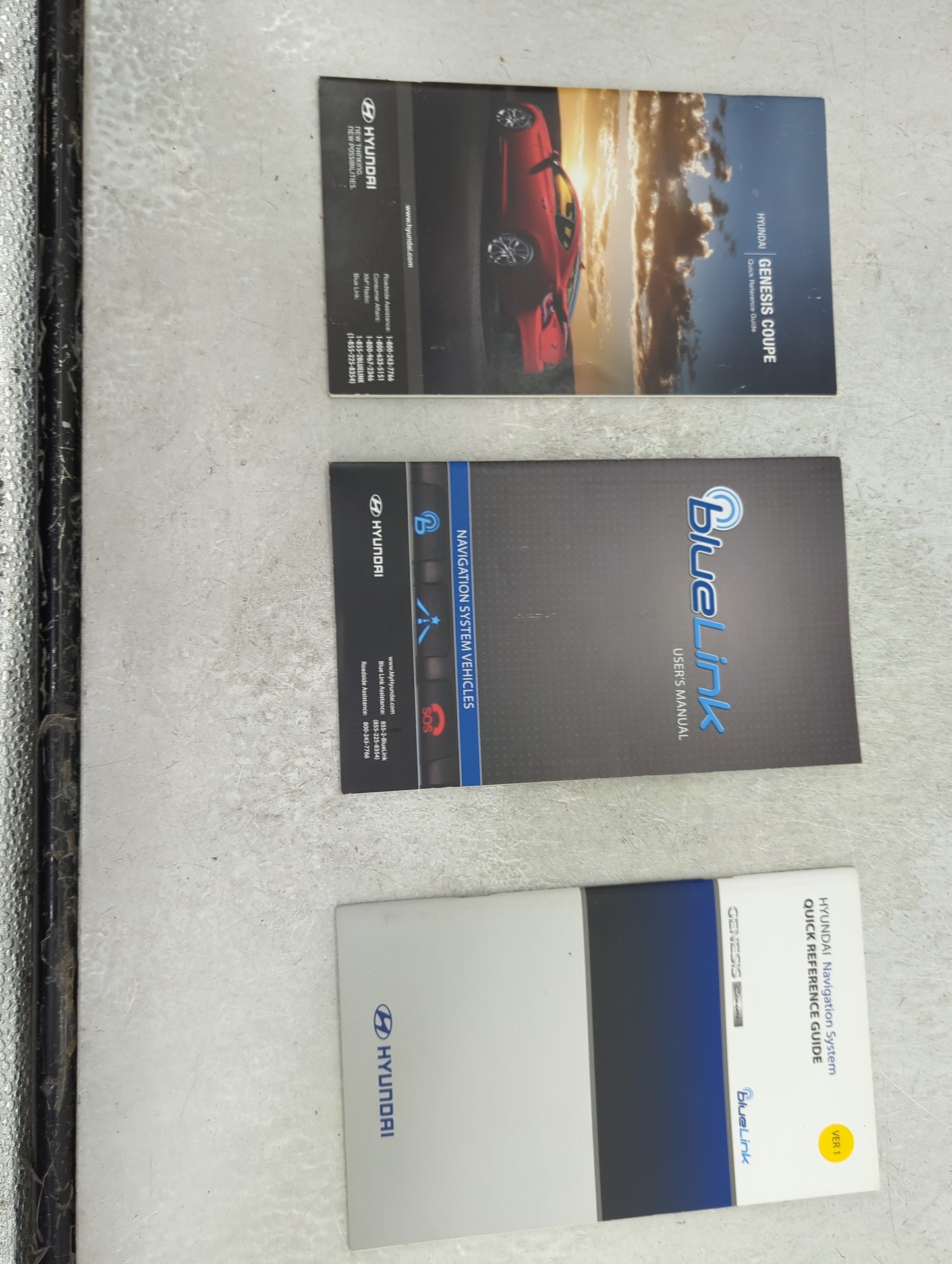 2010 Hyundai Genesis Owners Manual Book Guide P/N:2MENC07 OEM Used Auto Parts - Oemusedautoparts1.com