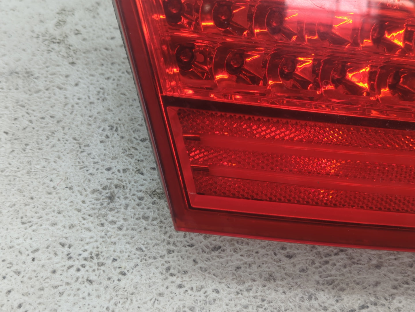 2009-2011 Hyundai Genesis Tail Light Assembly Driver Left OEM P/N:92403-3M0 Fits Fits 2009 2010 2011 OEM Used Auto Parts - O