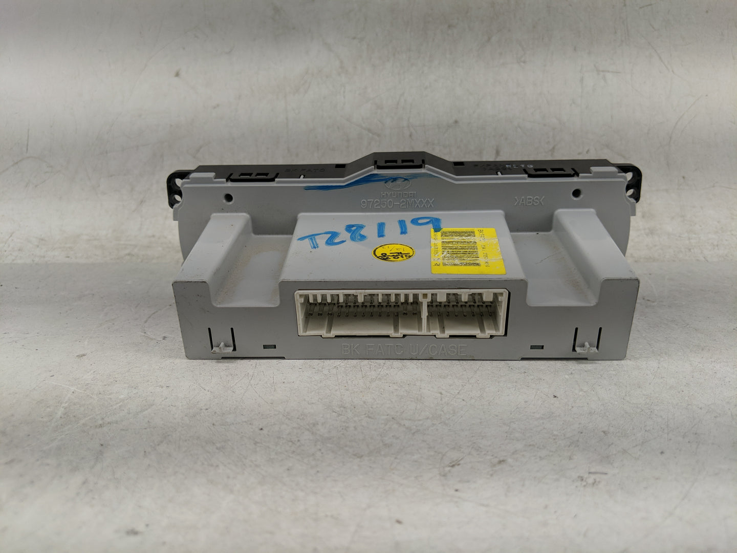 2009-2012 Hyundai Genesis Climate Control Module Temperature AC/Heater Replacement P/N:97250-2MXXX Fits Fits 2009 2010 2011 