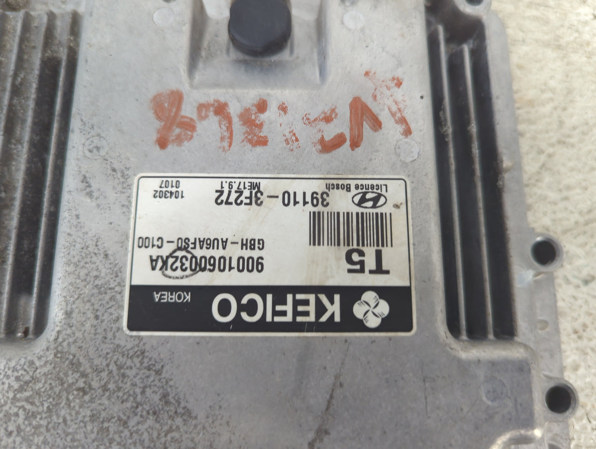 2010 Hyundai Genesis PCM Engine Control Computer ECU ECM PCU OEM P/N:39110-3F272 9001060032KA Fits OEM Used Auto Parts - Oem