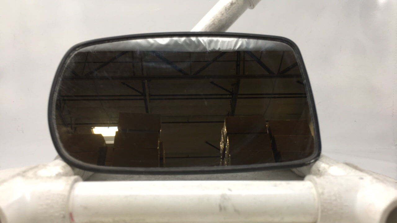 2010 Hyundai Genesis Driver Side View Mirror - Left Door Mirror OEM Used - Oemusedautoparts1.com