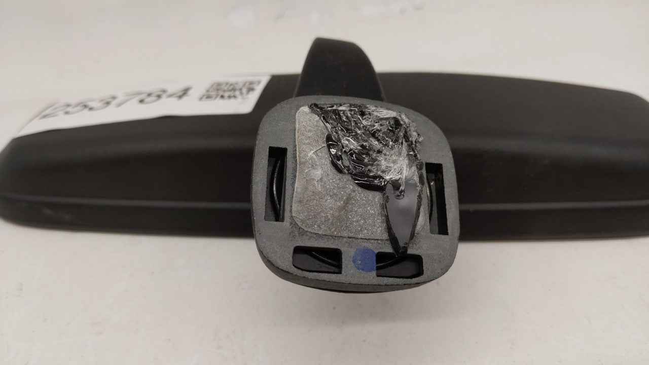 2009-2016 Hyundai Genesis Interior Rear View Mirror Replacement OEM P/N:022143 E4022143 Fits OEM Used Auto Parts - Oemusedau