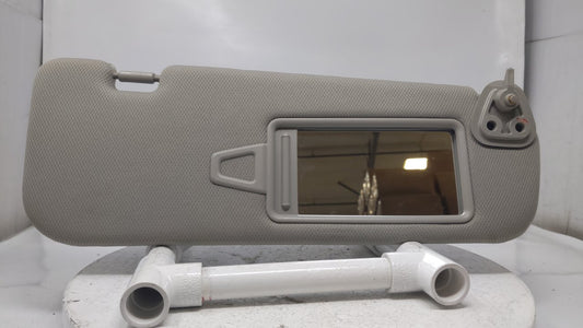 2010 Hyundai Genesis Sun Visor Shade Replacement Passenger Right Mirror Fits OEM Used Auto Parts - Oemusedautoparts1.com