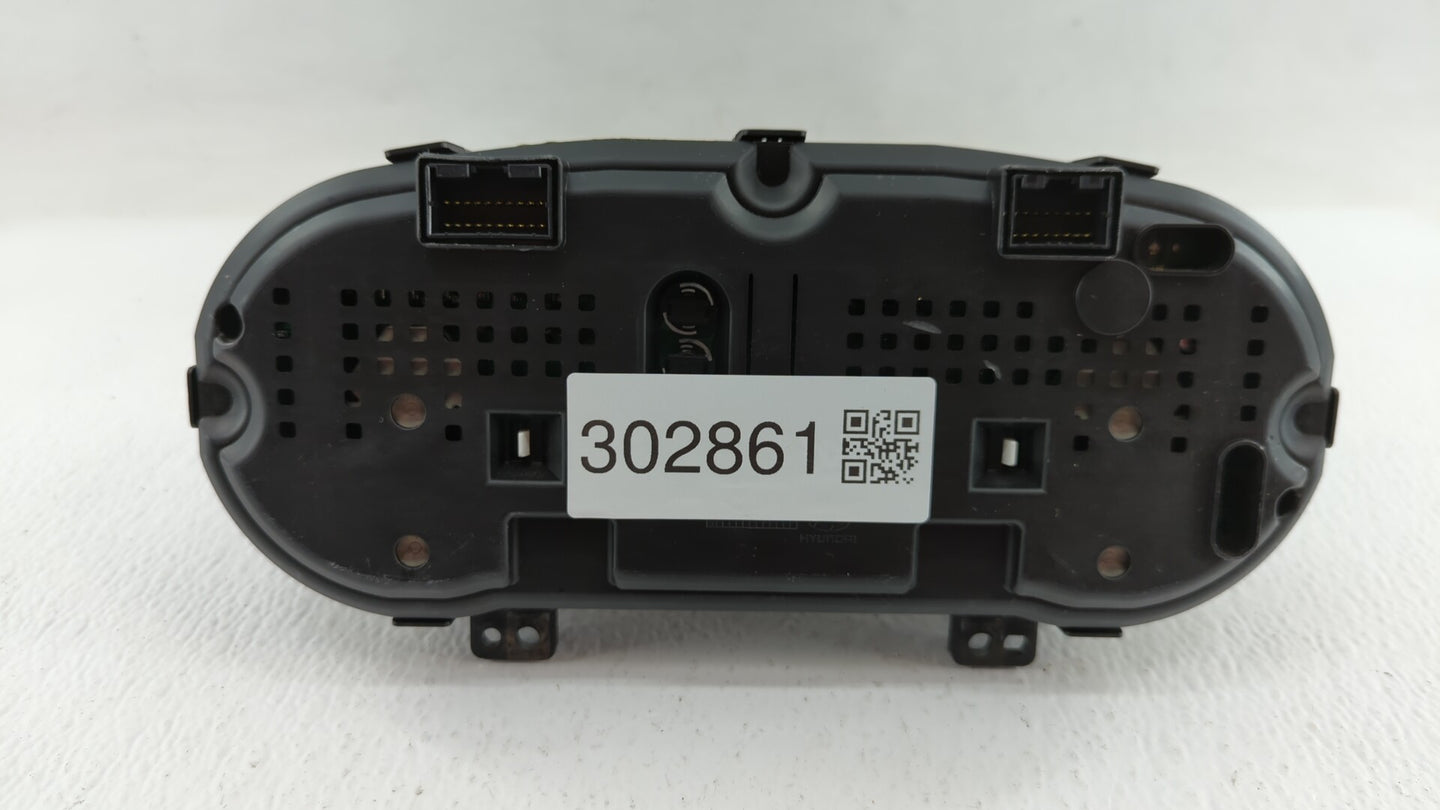 2009-2010 Hyundai Genesis Instrument Cluster Speedometer Gauges P/N:94001-2M190 Fits Fits 2009 2010 OEM Used Auto Parts - Oe
