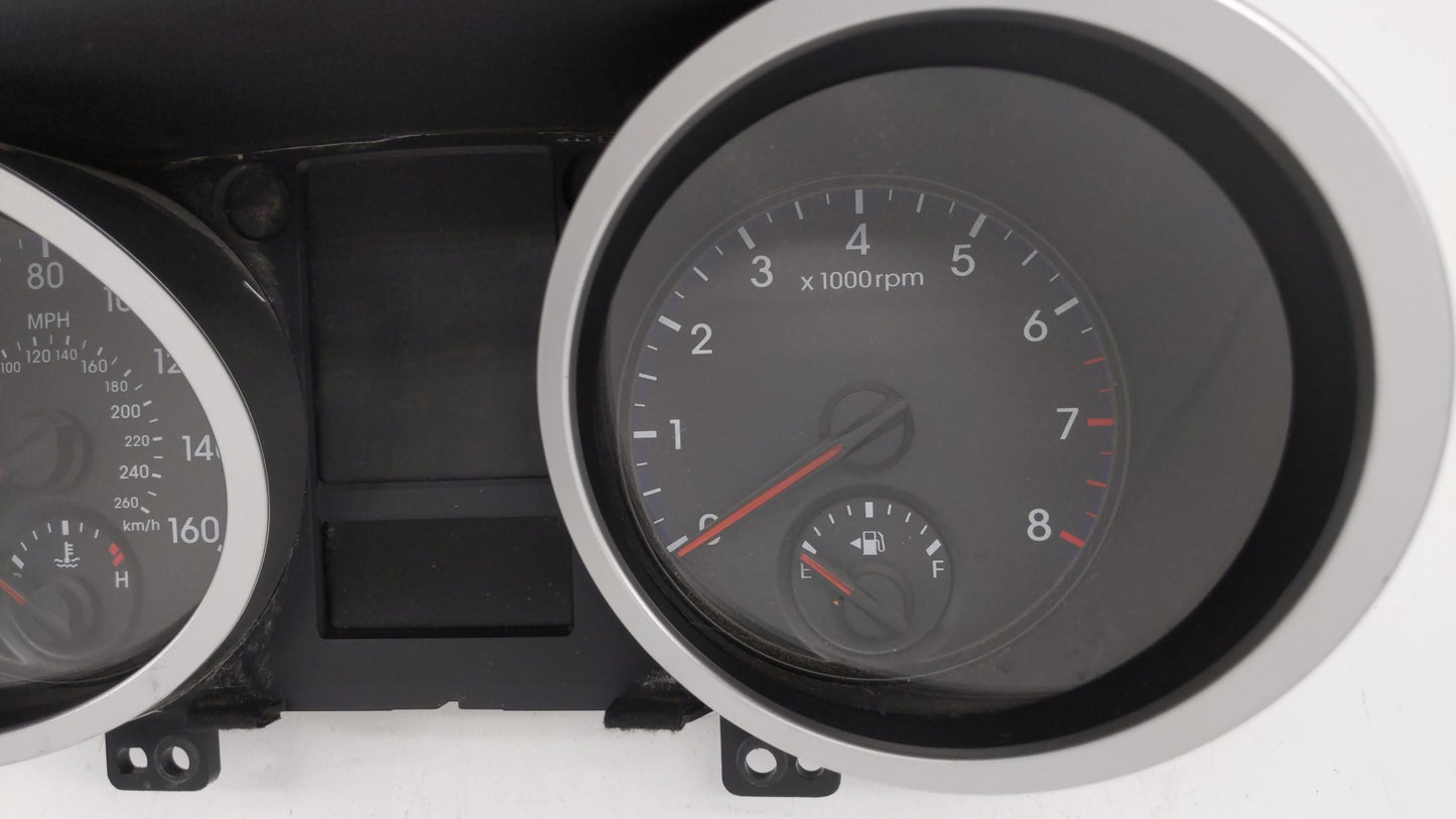 2009-2010 Hyundai Genesis Instrument Cluster Speedometer Gauges P/N:94001-2M190 Fits Fits 2009 2010 OEM Used Auto Parts - Oe