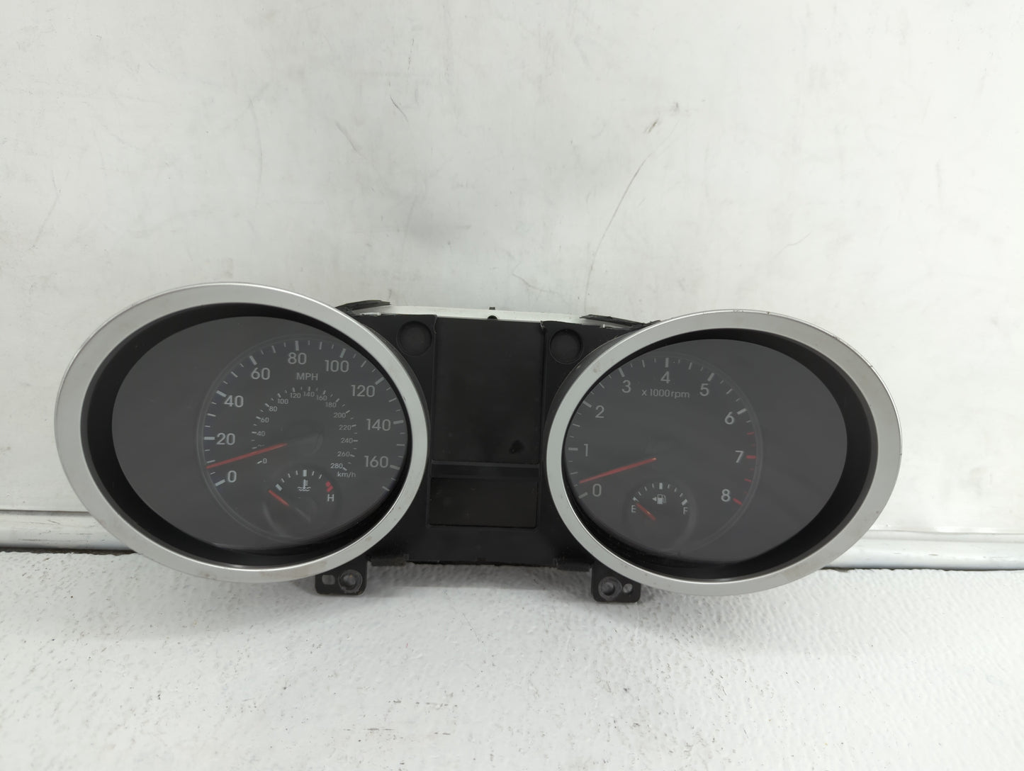 2009-2010 Hyundai Genesis Instrument Cluster Speedometer Gauges P/N:94001-2M310 Fits Fits 2009 2010 OEM Used Auto Parts - Oe