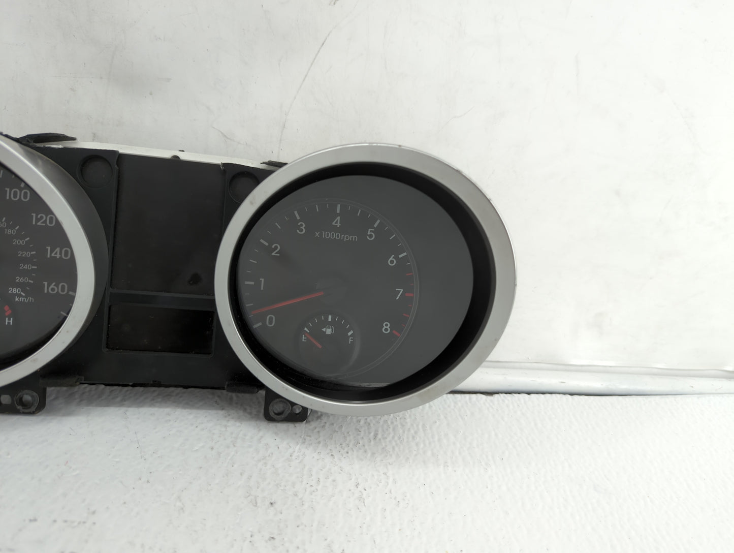 2009-2010 Hyundai Genesis Instrument Cluster Speedometer Gauges P/N:94001-2M310 Fits Fits 2009 2010 OEM Used Auto Parts - Oe