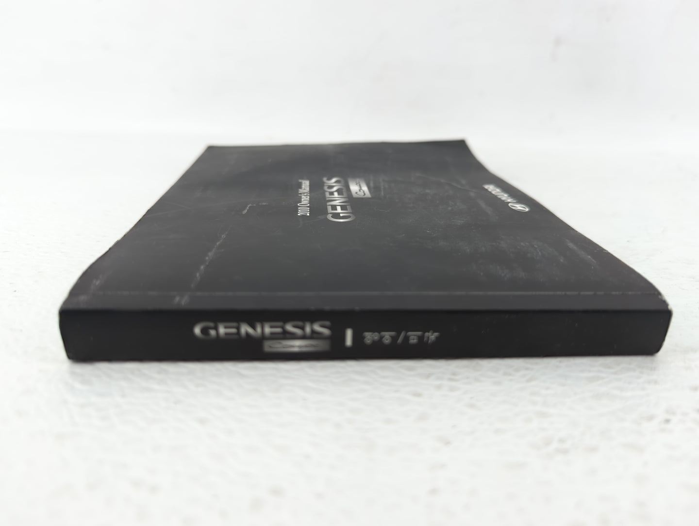 2010 Hyundai Genesis Owners Manual Book Guide OEM Used Auto Parts - Oemusedautoparts1.com