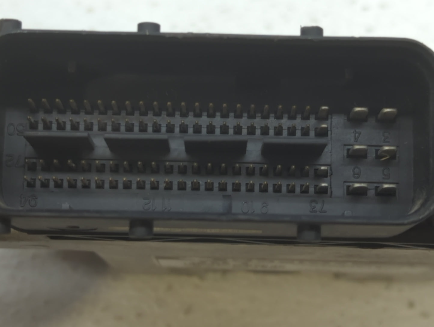 2009-2012 Hyundai Genesis Chassis Control Module Ccm Bcm Body Control - Oemusedautoparts1.com