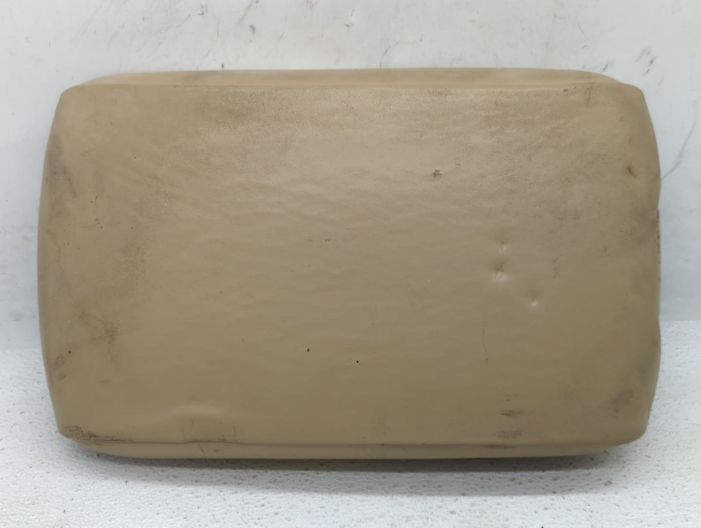 2010 Hyundai Genesis Center Console Armrest Cover Lid - Oemusedautoparts1.com