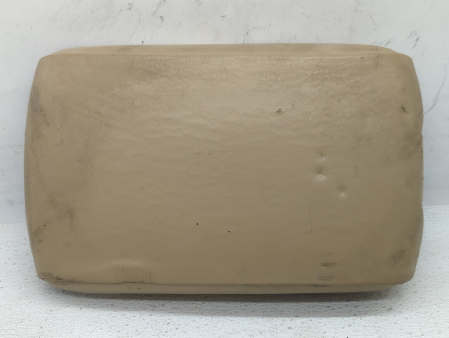 2010 Hyundai Genesis Center Console Armrest Cover Lid - Oemusedautoparts1.com