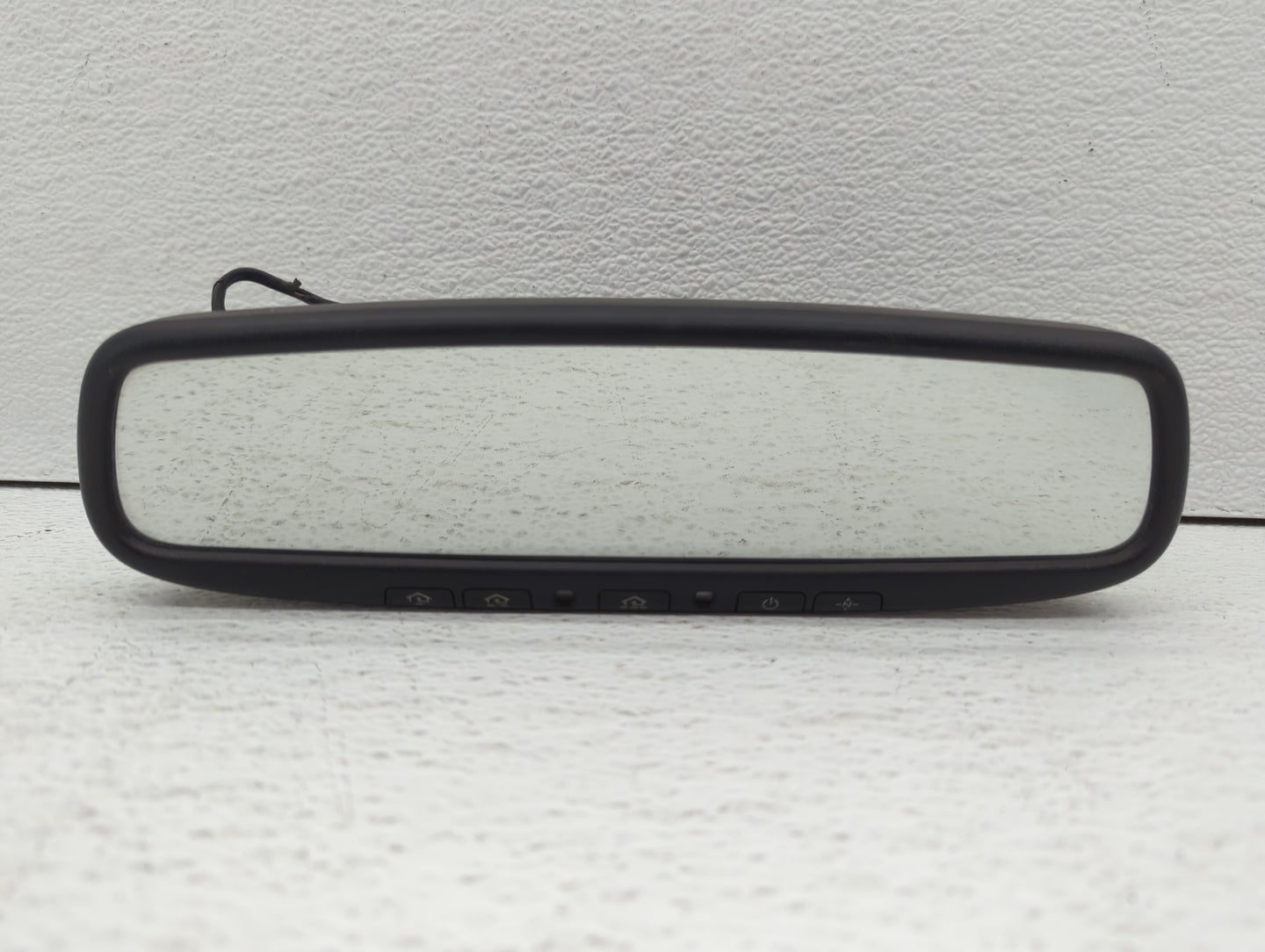 2009-2012 Hyundai Genesis Interior Rear View Mirror Replacement OEM P/N:E11026006 E4012143 Fits OEM Used Auto Parts - Oemuse