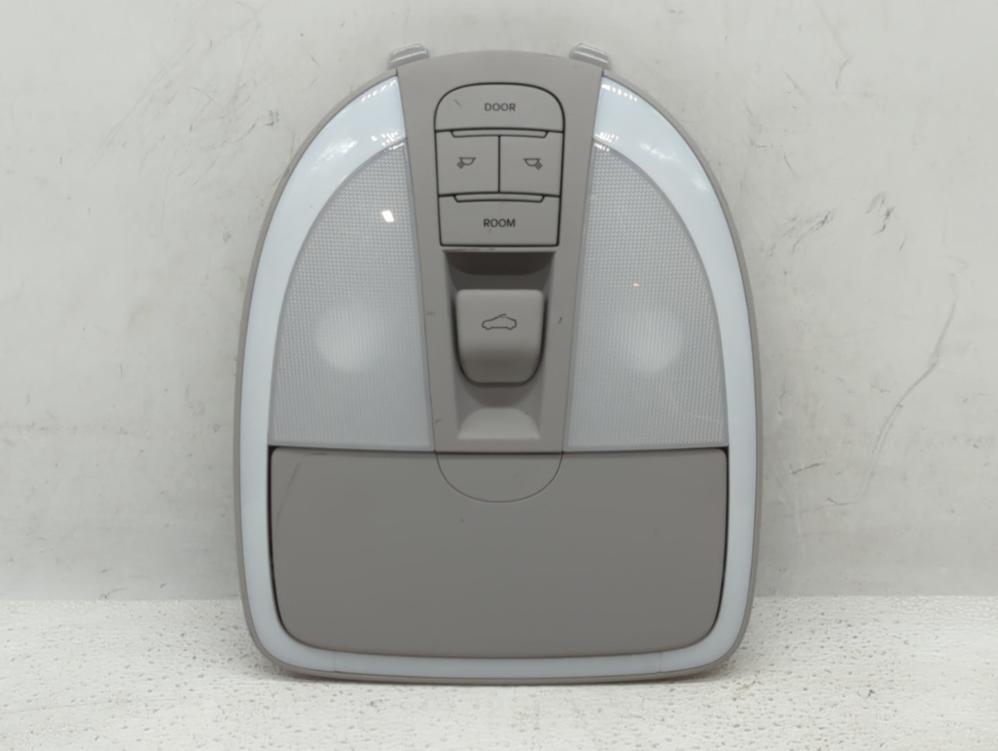 2010 Hyundai Genesis Overhead Roof Console Grey - Oemusedautoparts1.com