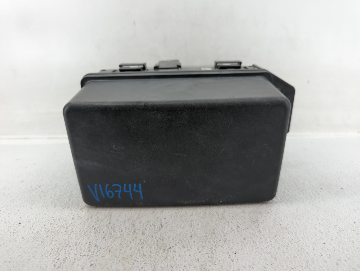 2009-2014 Hyundai Genesis Fusebox Fuse Box Panel Relay Module P/N:91950-3M172 Fits Fits 2009 2010 2011 2012 2013 2014 2015 2