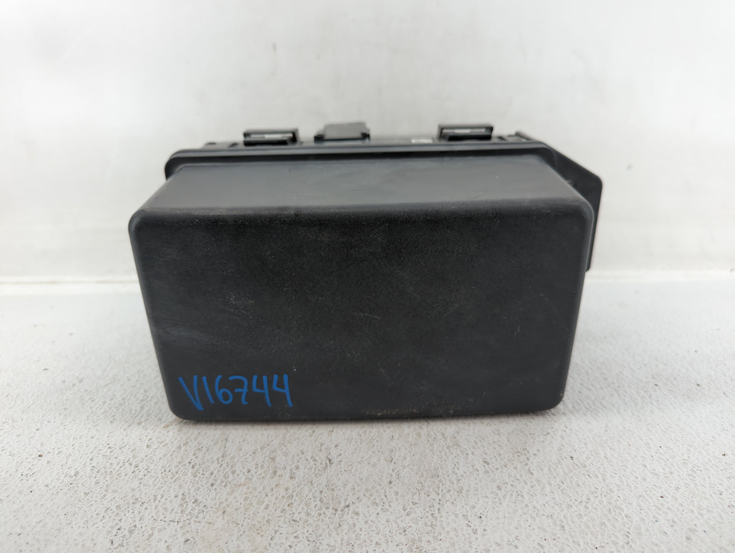 2009-2014 Hyundai Genesis Fusebox Fuse Box Panel Relay Module P/N:91950-3M172 Fits Fits 2009 2010 2011 2012 2013 2014 2015 2