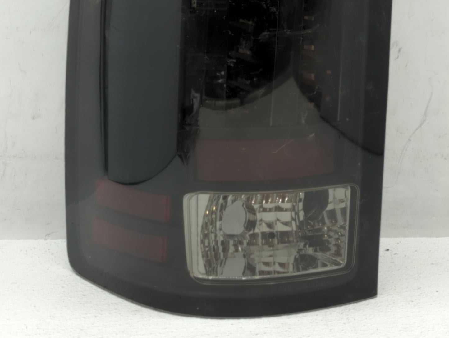 2009-2011 Hyundai Genesis Tail Light Assembly Driver Left OEM P/N:92401-3M0 Fits Fits 2009 2010 2011 OEM Used Auto Parts - O