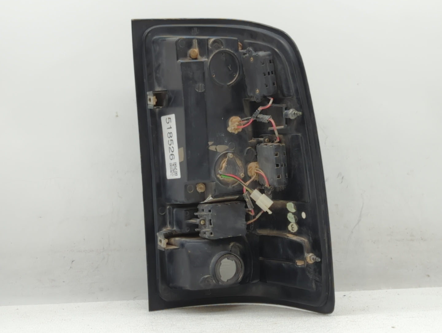 2009-2011 Hyundai Genesis Tail Light Assembly Driver Left OEM P/N:92401-3M0 Fits Fits 2009 2010 2011 OEM Used Auto Parts - O