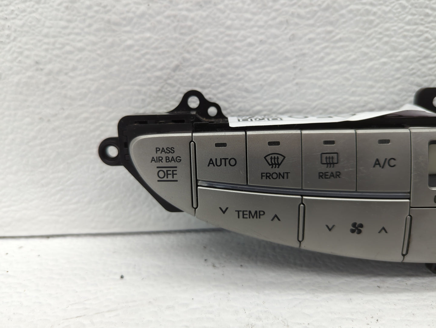 2009-2014 Hyundai Genesis Climate Control Module Temperature AC/Heater Replacement P/N:37250-3M700 Fits OEM Used Auto Parts 