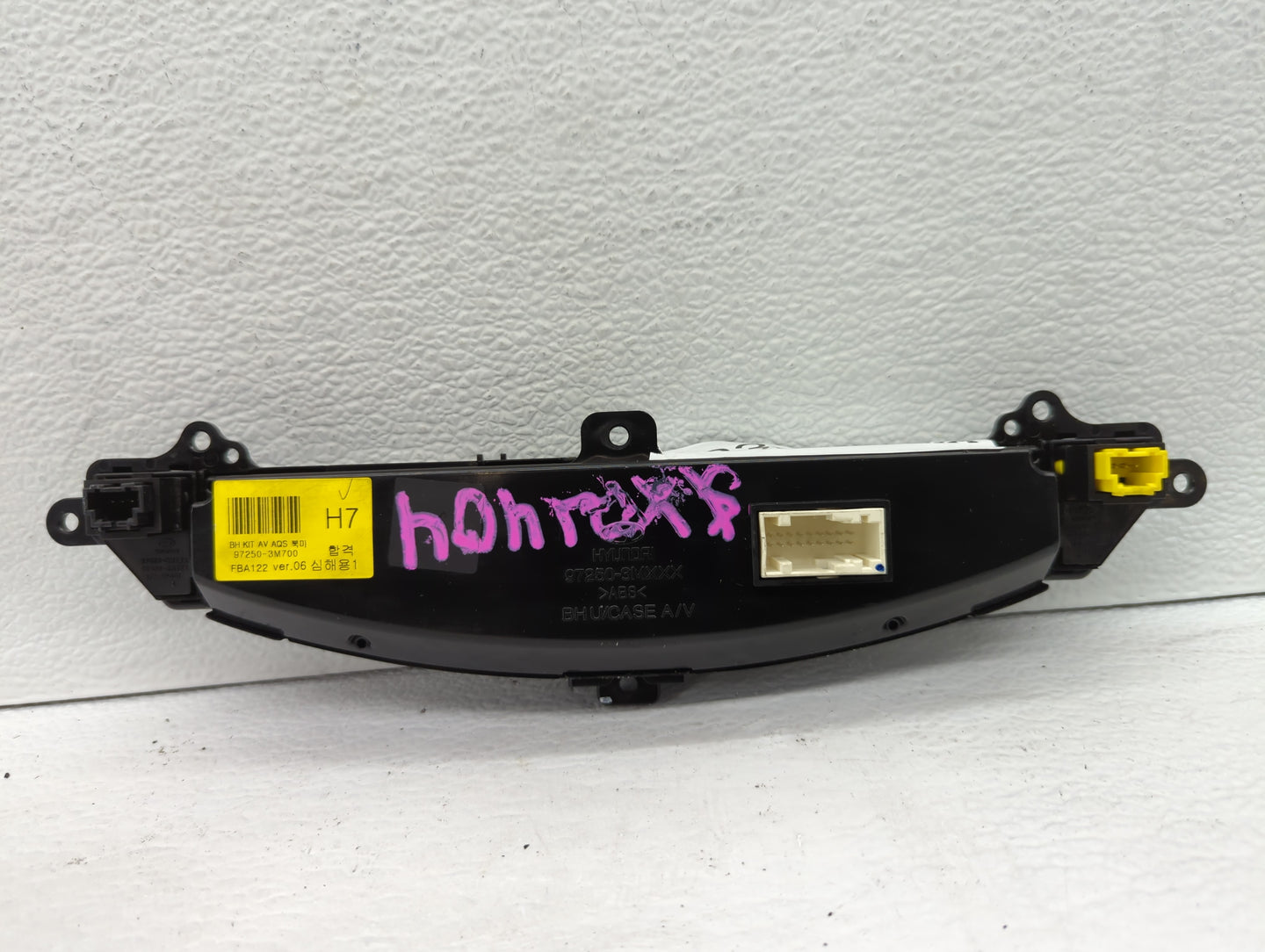 2009-2014 Hyundai Genesis Climate Control Module Temperature AC/Heater Replacement P/N:37250-3M700 Fits OEM Used Auto Parts 